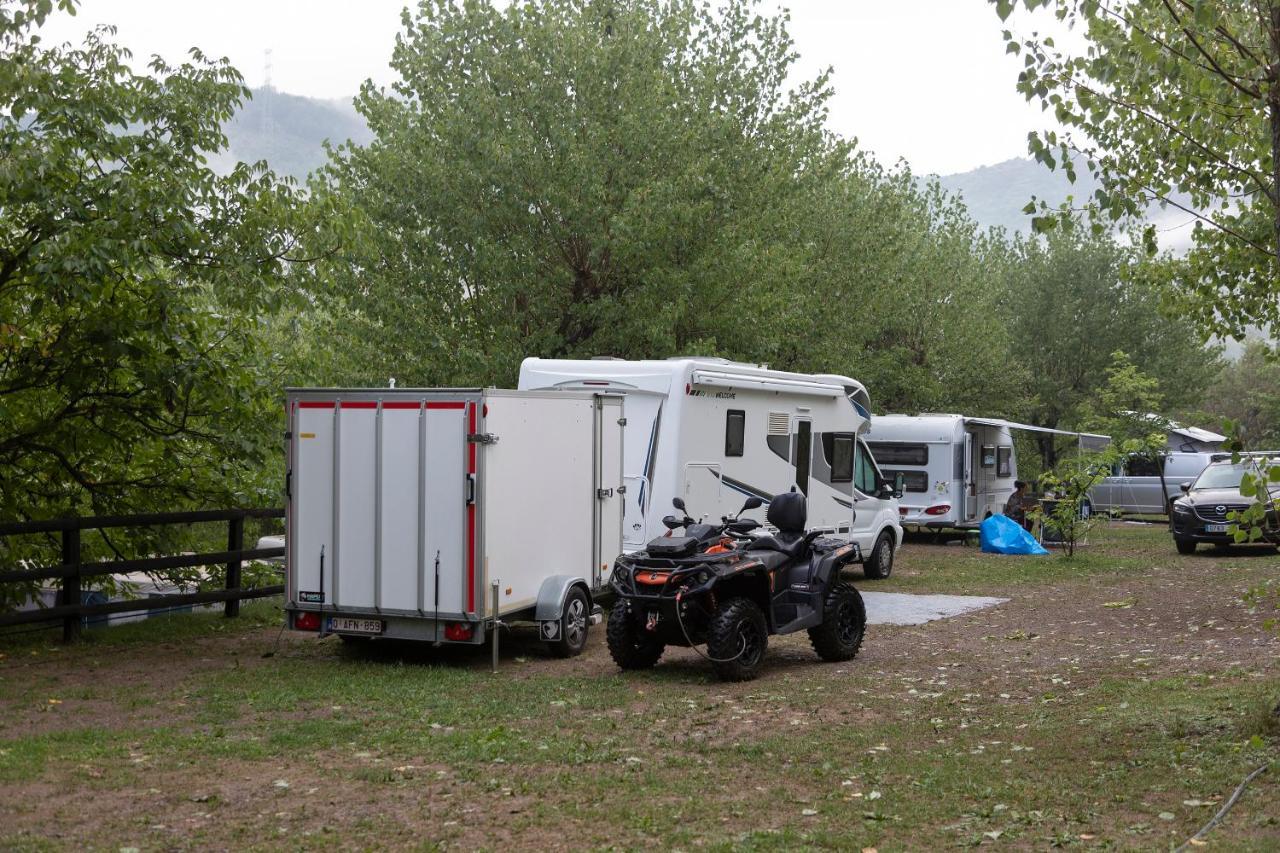 Camping Alta Ribagorca Эль-Понт-де-Суэрт Экстерьер фото